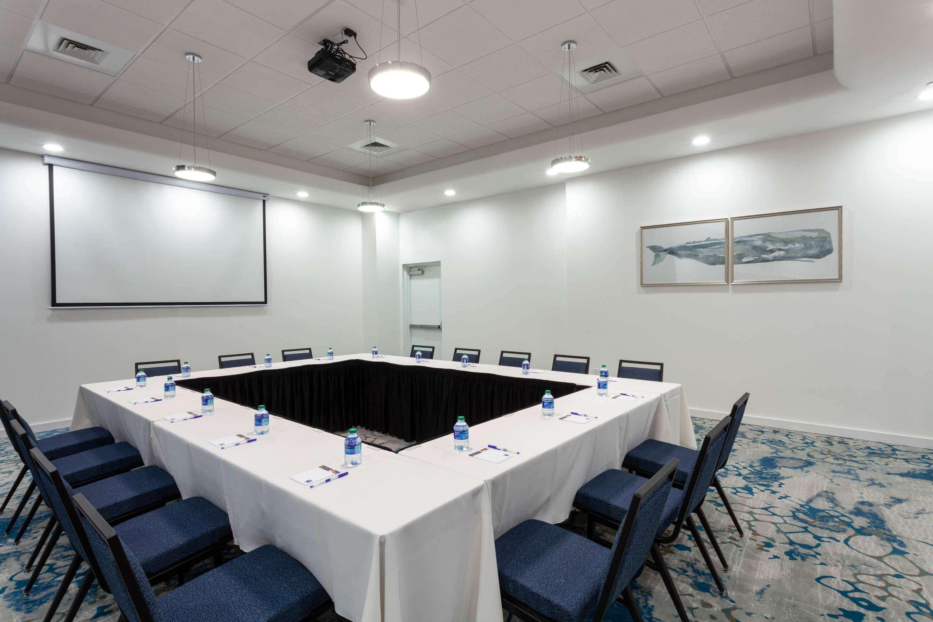 Maritime Hotel Fort Lauderdale Airport & Cruiseport Exterior photo