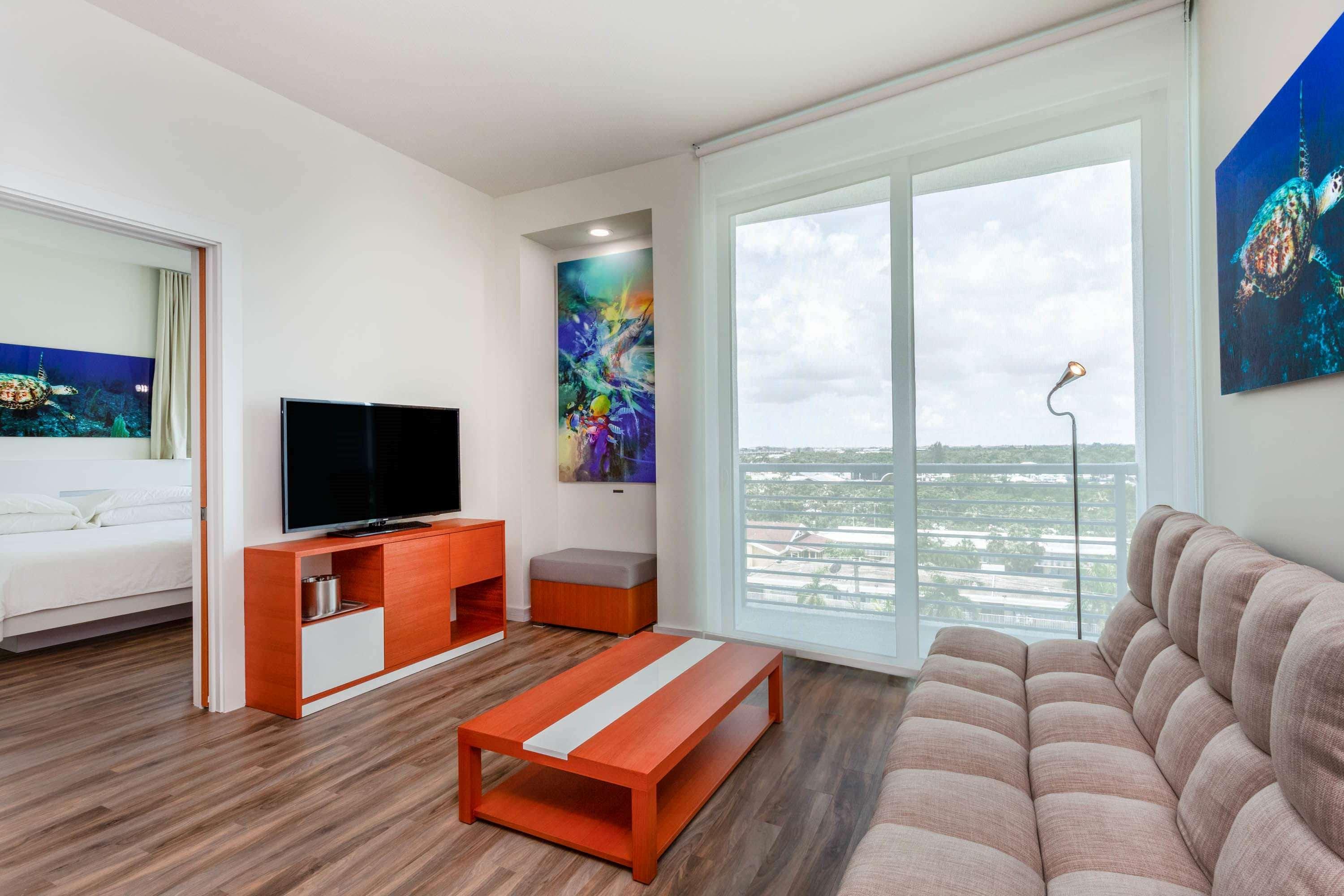 Maritime Hotel Fort Lauderdale Airport & Cruiseport Exterior photo